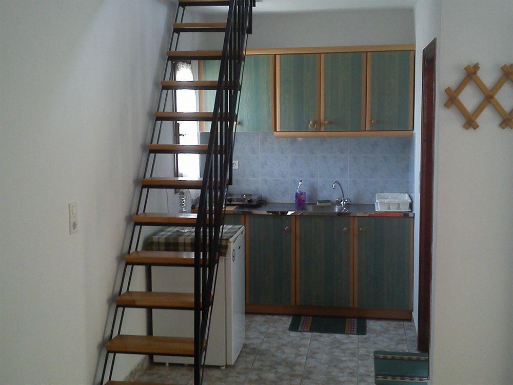 Marina Studios Tílos Екстериор снимка